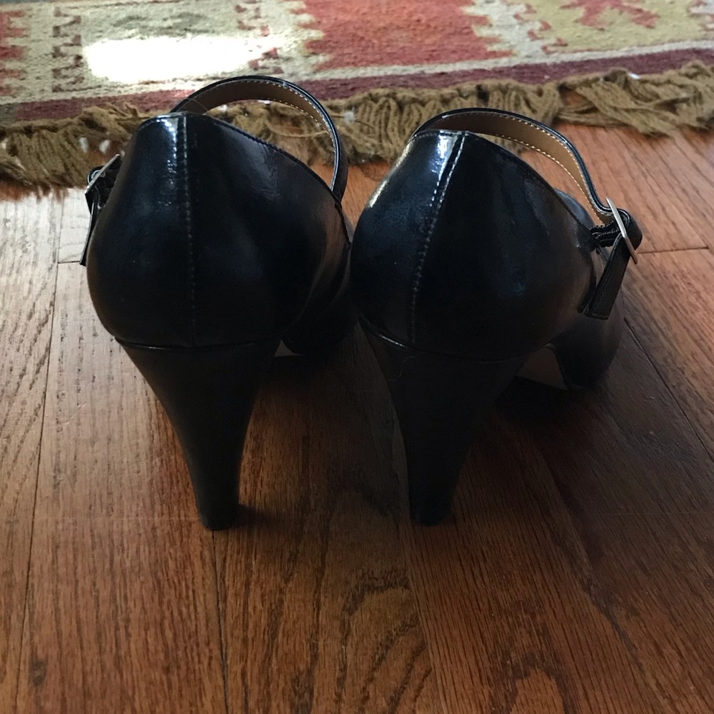 Black Mia Maryjanes - Picture 3 of 4
